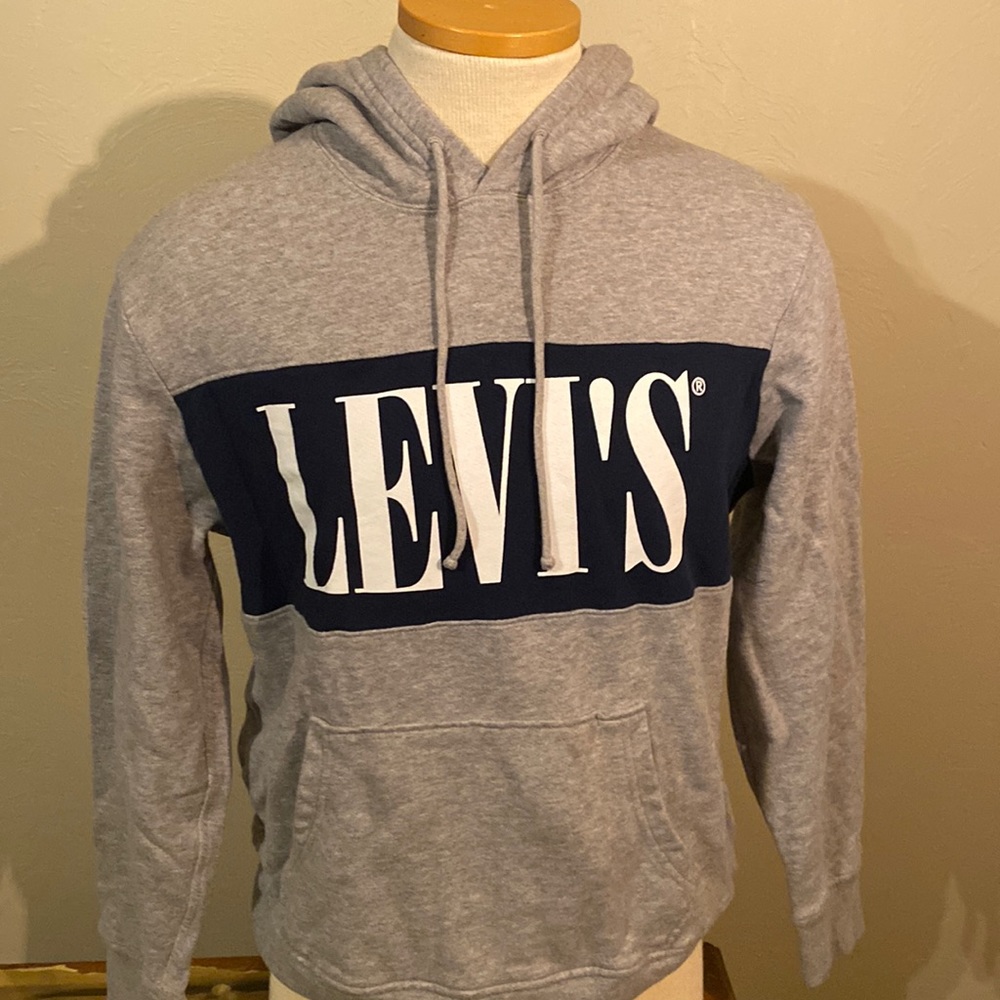 Levi’s logo hoodie